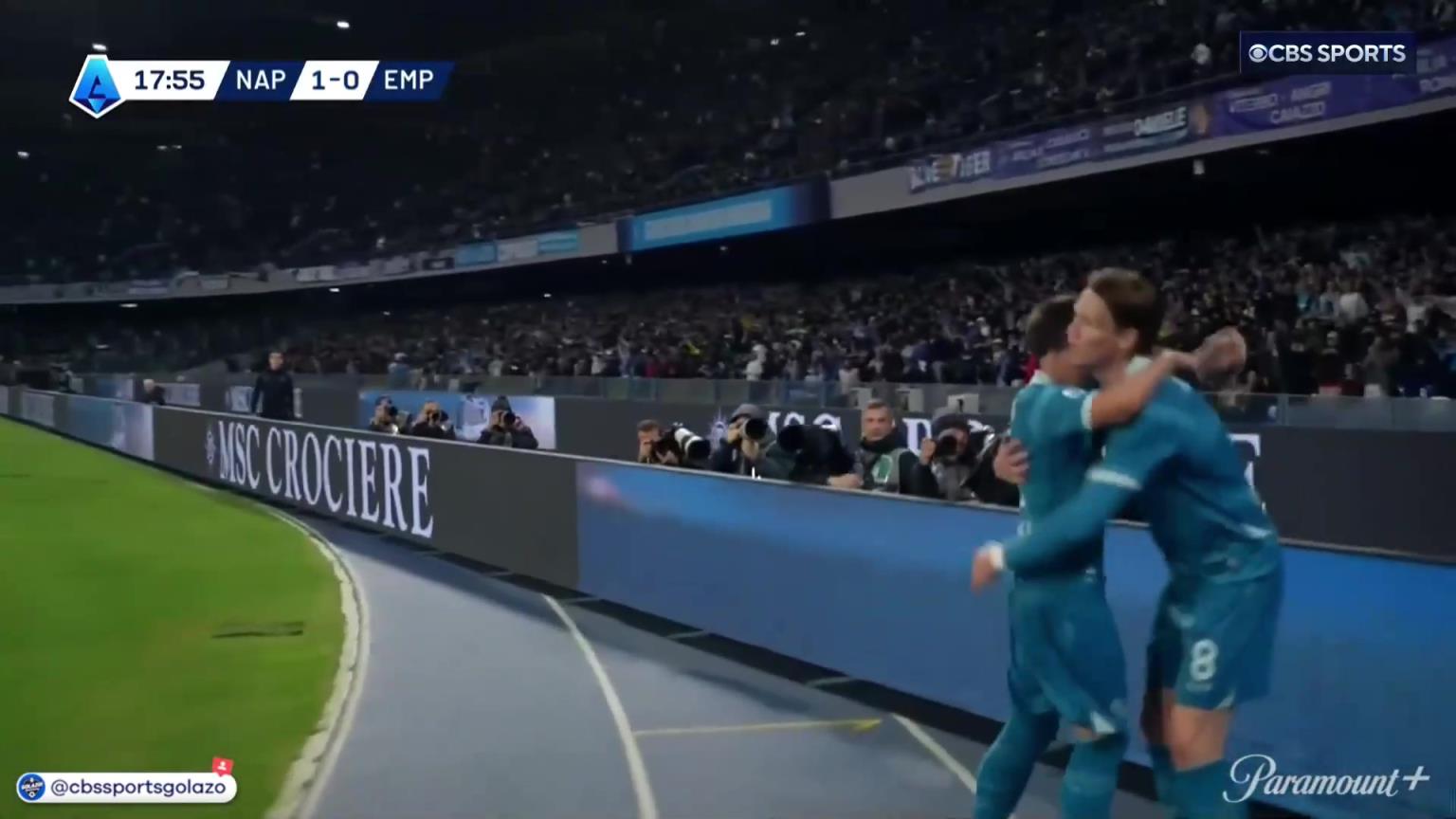 完美進(jìn)球！麥克托米奈中場(chǎng)帶球一條龍外圍勁射破門！