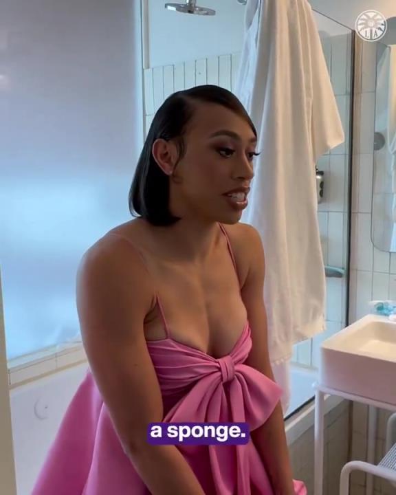 以后就當(dāng)你的球迷了這位WNBA新秀妹子，身材也是相當(dāng)炸裂