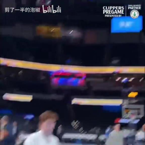 寶藏球員！你覺(jué)得小瓊斯能延續(xù)去年季后賽的亮眼表現(xiàn)嗎？